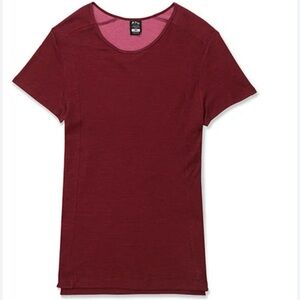 NWT men’s blended tee